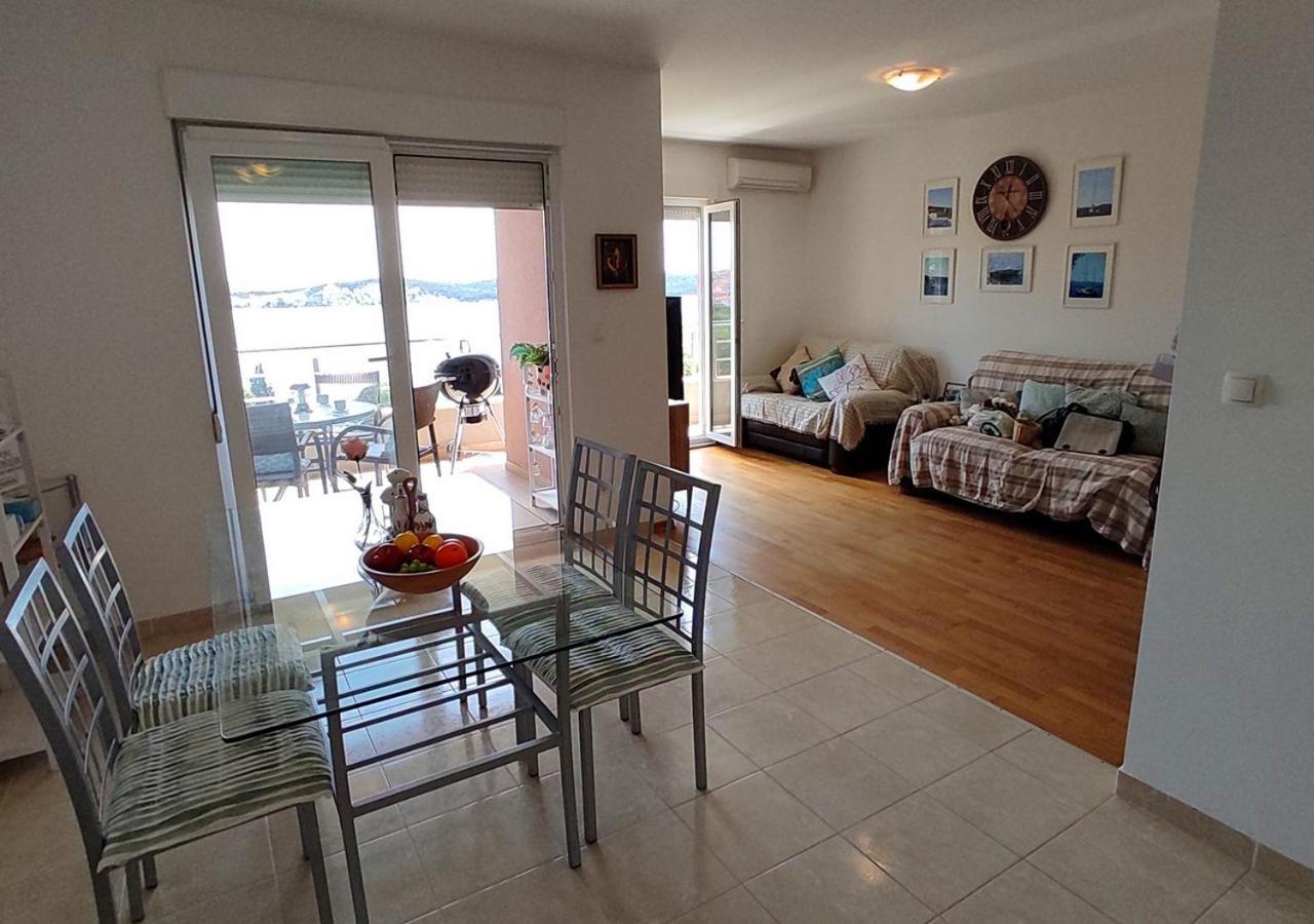 Apartment Idlerocks Trogir Bagian luar foto