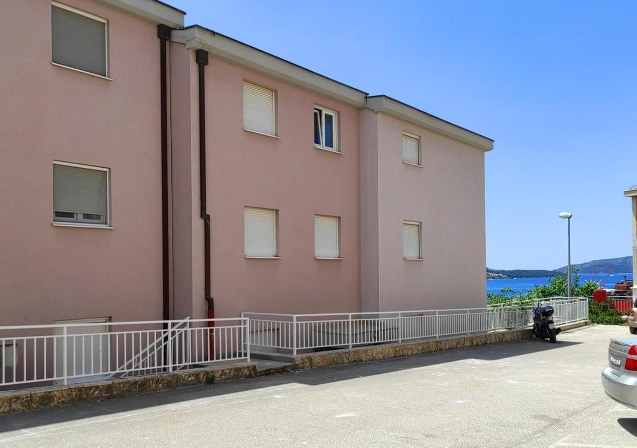 Apartment Idlerocks Trogir Bagian luar foto